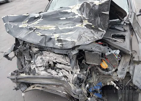 2015 Volvo S60 T5 Platinum z USA, uszkodzony, nr VIN YV126MFM6F2361507